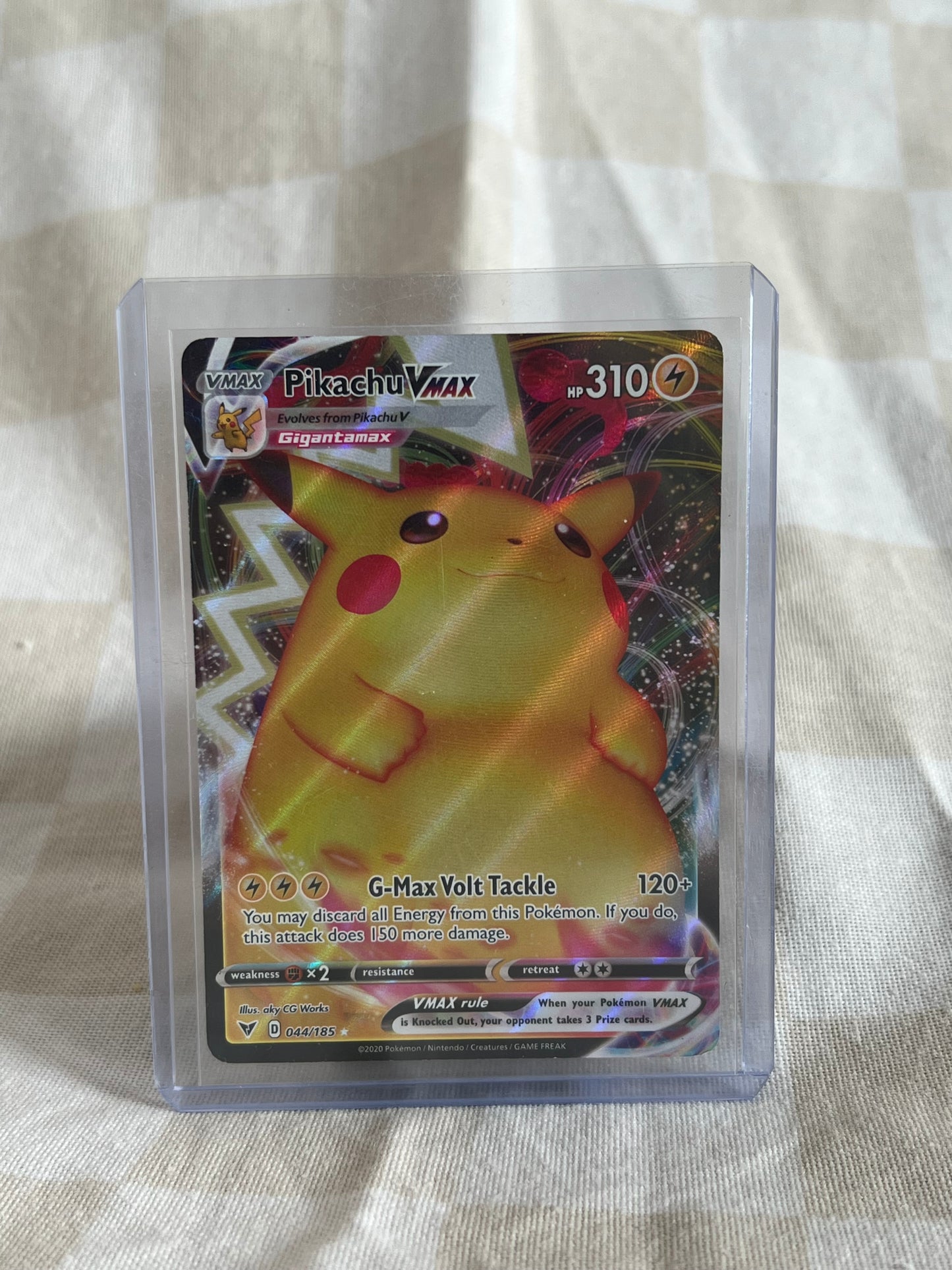 Pikachu VMAX